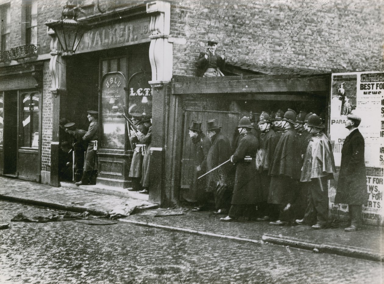 Die Belagerung der Sidney Street von English Photographer