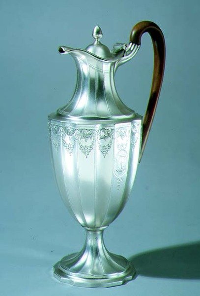 Heißwasserkrug, hell geschnitten und von Peter und Anne Bateman, London, 1792 von English School