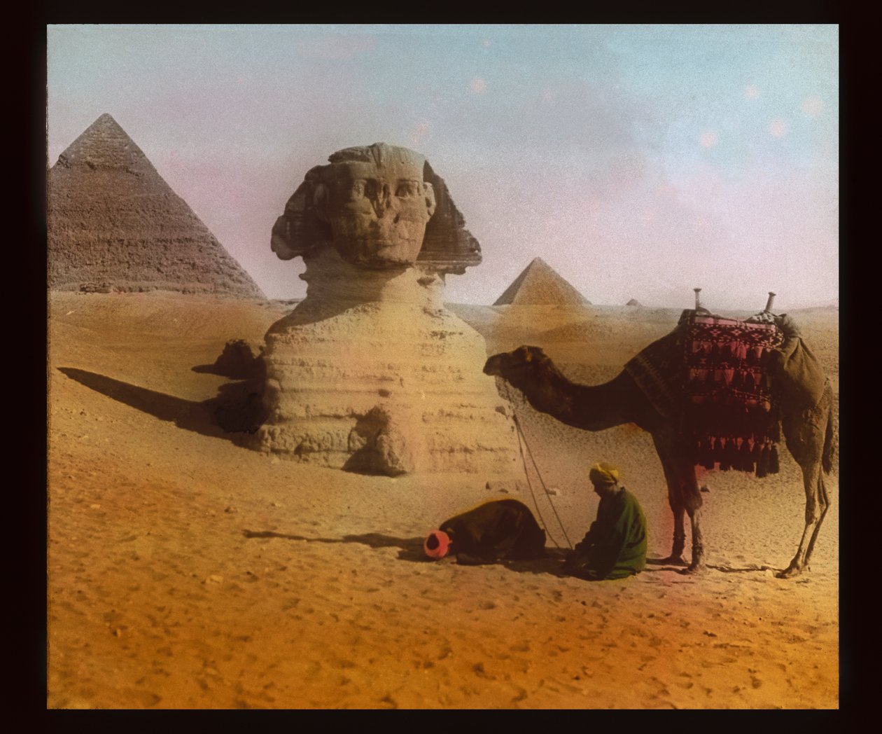 Gizeh - Pyramiden und Sphinx von American Photographer