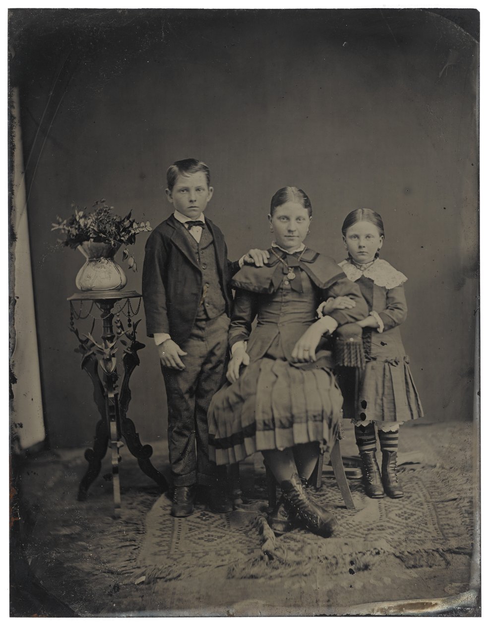 [Drei Kinder] von American Photographer