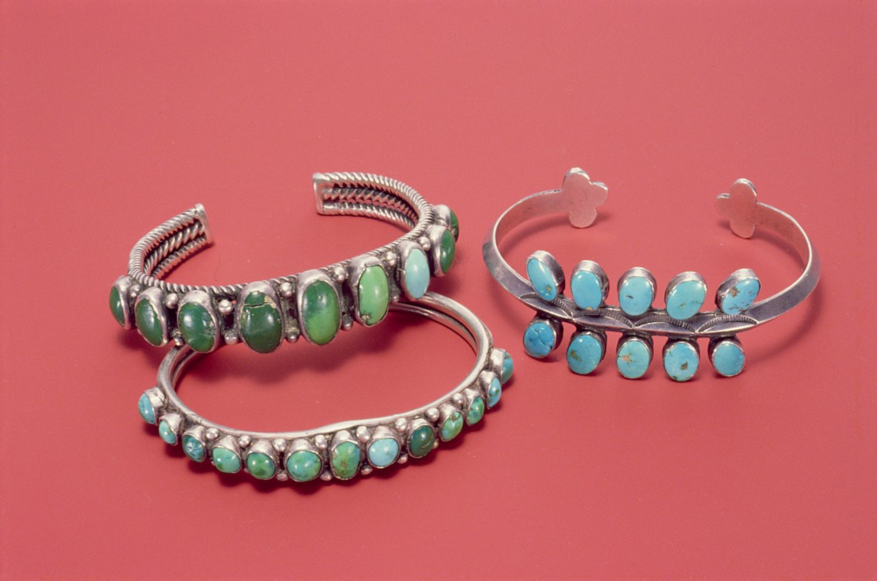 Navajo-Armbänder (Silber und Türkis) von American School
