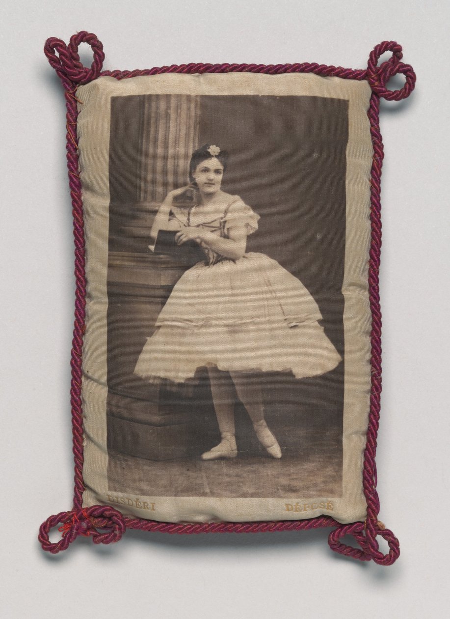 Balletttänzerin, ca. 1865 (Foto) von Andre Adolphe Eugene Disderi