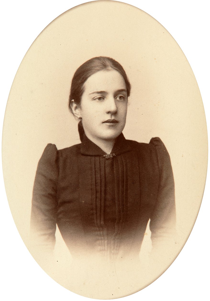 Alexandra Treugut, um 1888-1892 von Andrei Deniere