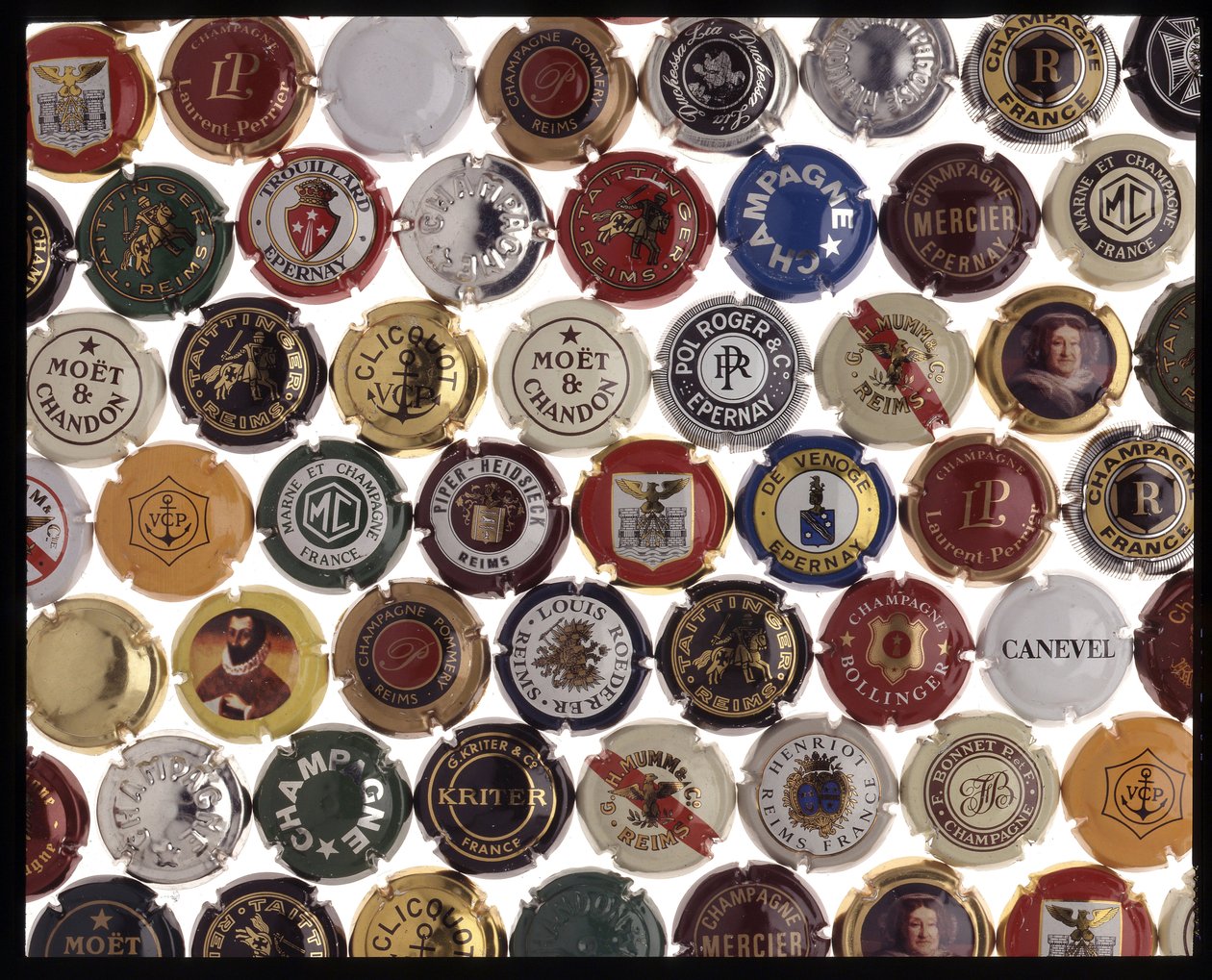 Placomusophilie - Champagnerkapsel - Muselet-Platte von Anonymous Anonymous