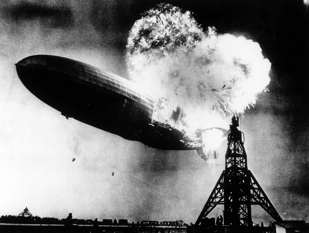 Die Hindenburg-Katastrophe am 6. Mai von Anonymous Anonymous