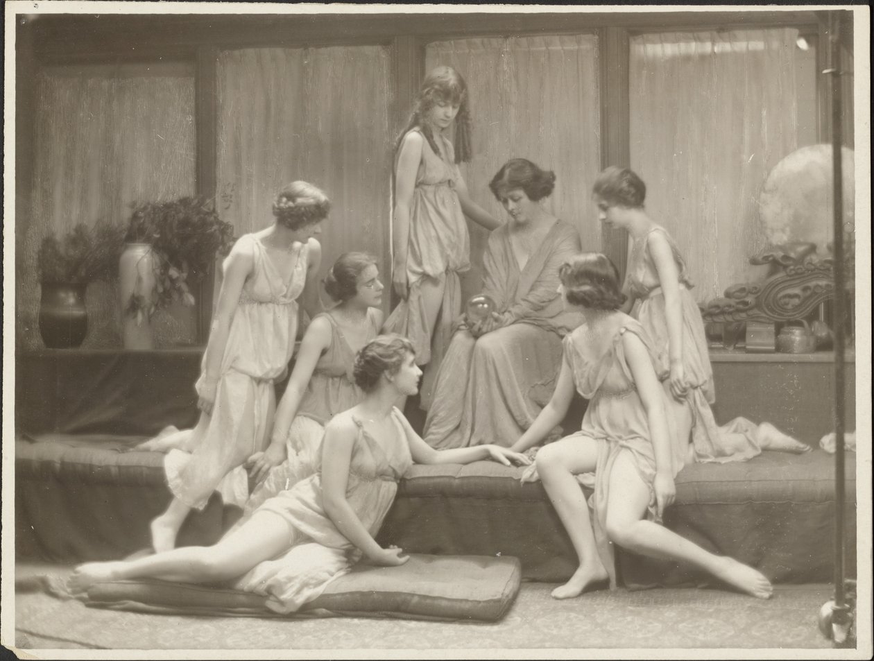 Isadora Duncan und Gruppe von Arnold Genthe