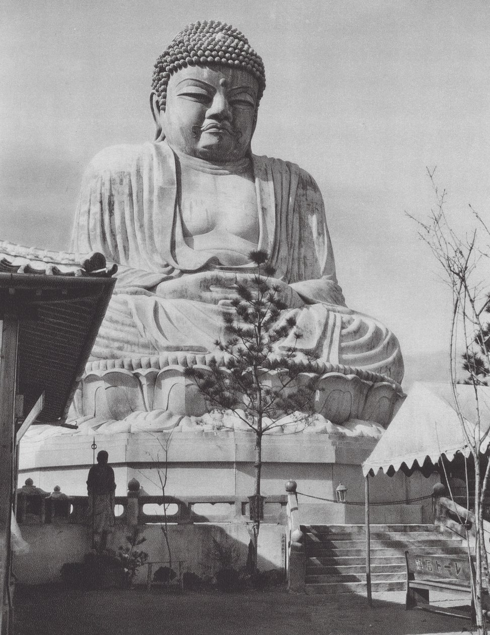 Japan: Buddhastatue in Beppu von Axel von Graefe