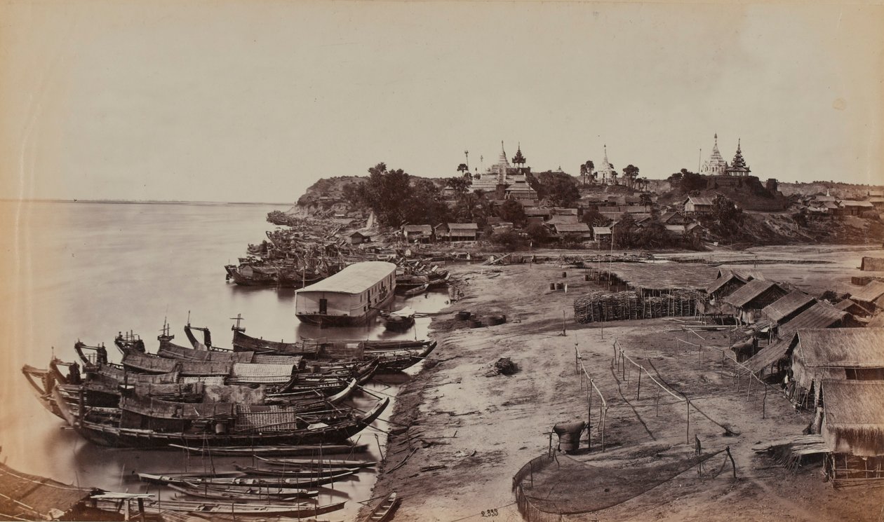 Dorf am Irrawaddy von British Photographer