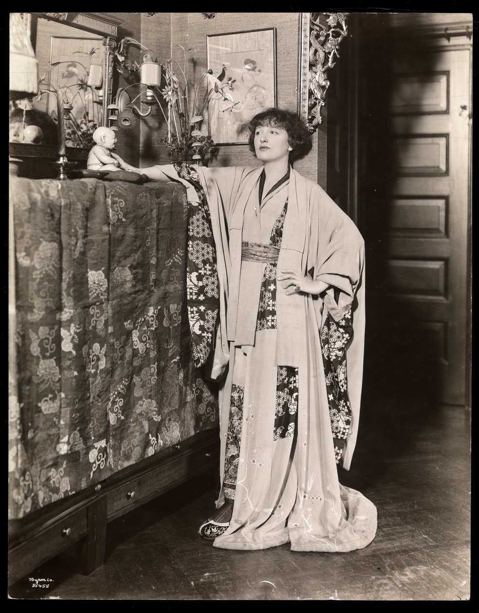 Florence Reed von Byron Company