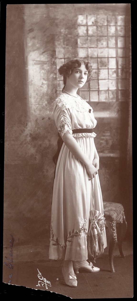 Porträt von Ina Claire von Byron Company