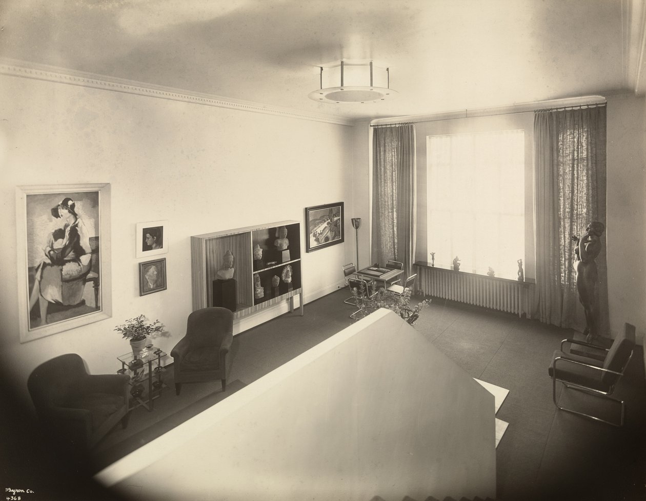 Das Wohnzimmer im Haus von Mr. John A. Dunbar, 50 East 77th Street, New York, 1931 von Byron Company