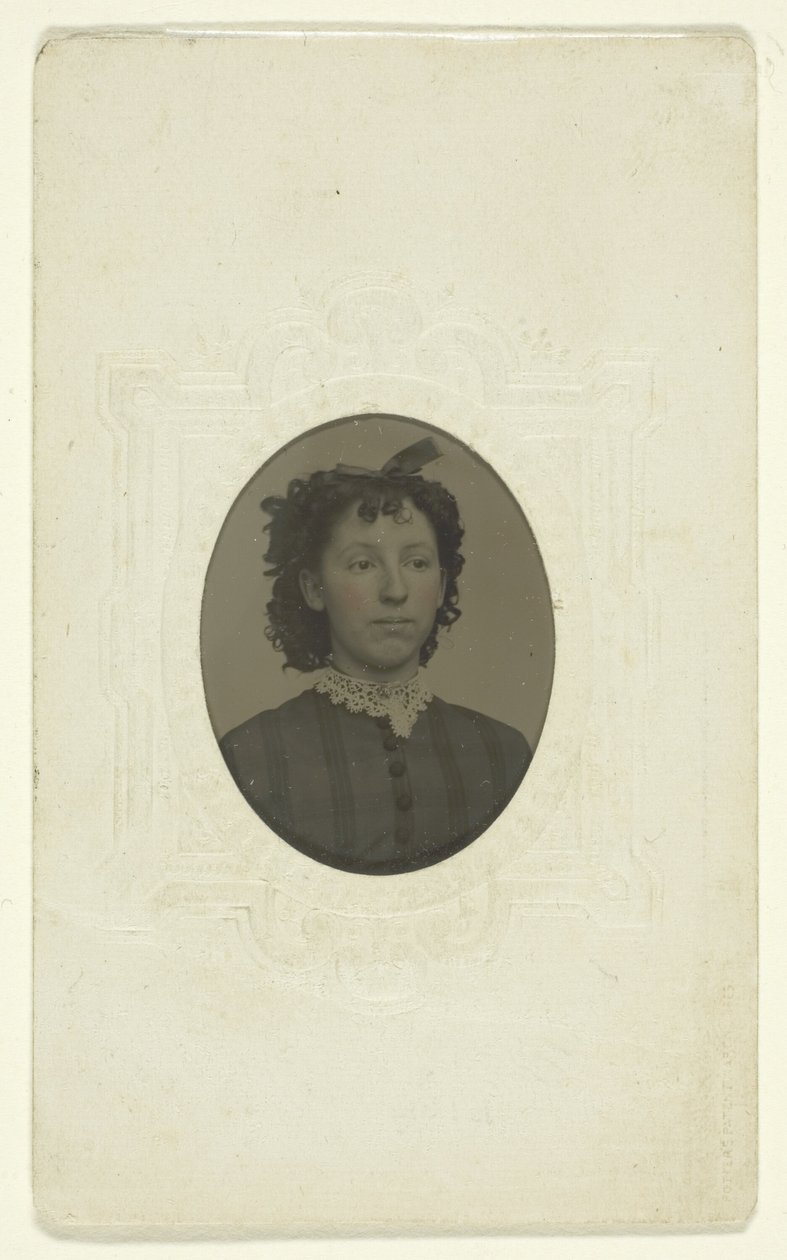 Porträt von Viola Mead von C. W. Mitchell