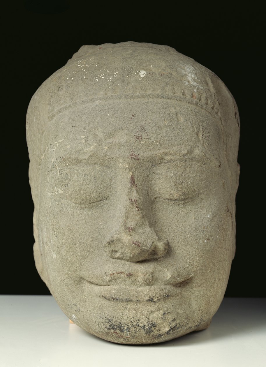 Buddhakopf mit geschlossenen Augen, Angkor von Cambodian School