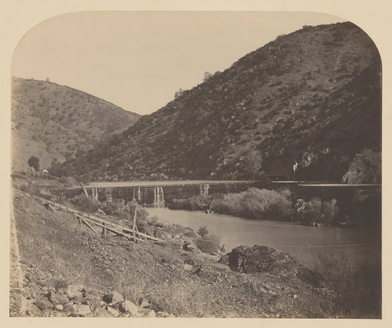 Benton-Damm, Merced River von Carleton E. Watkins