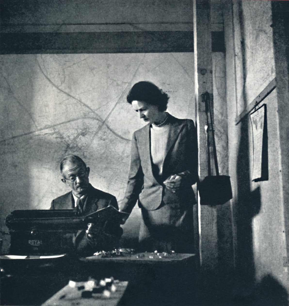 Aktion hier, 1941 von Cecil Beaton