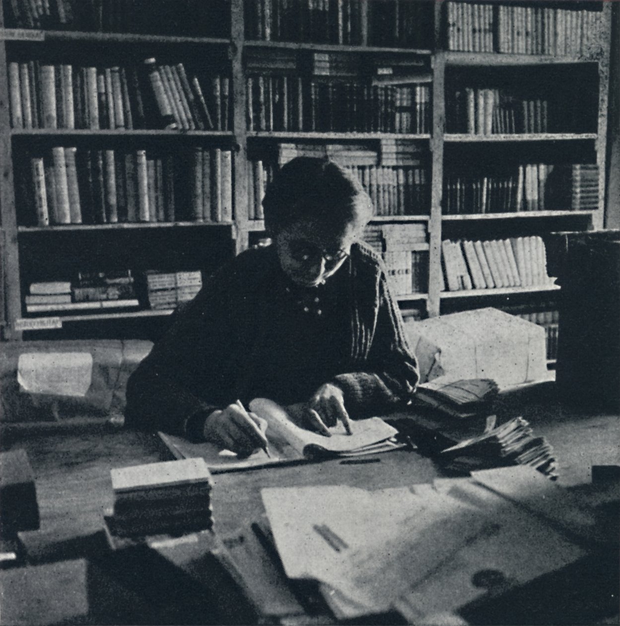 Bücher für Gefangene, 1941 von Cecil Beaton