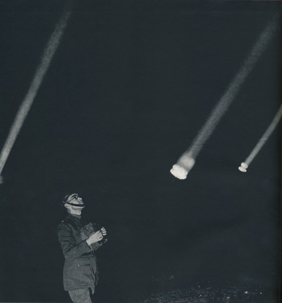 Krieg..., 1941 von Cecil Beaton