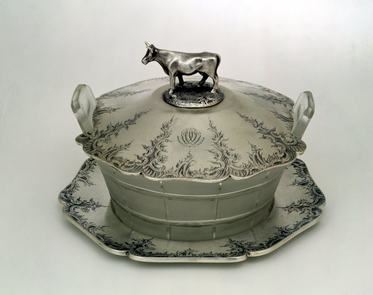 Butterdose mit gefrostetem Glasboden von Charles and George Fox