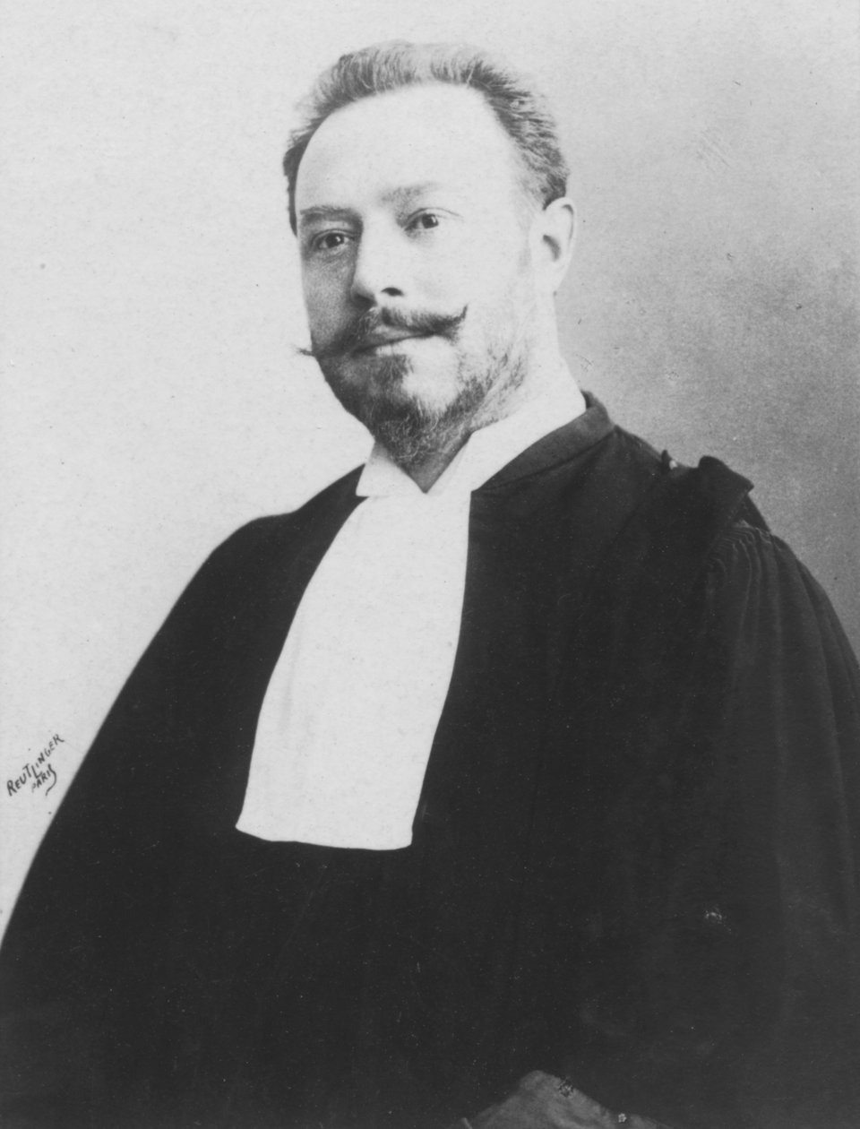 Felix Decori, um 1893 von Charles Reutlinger