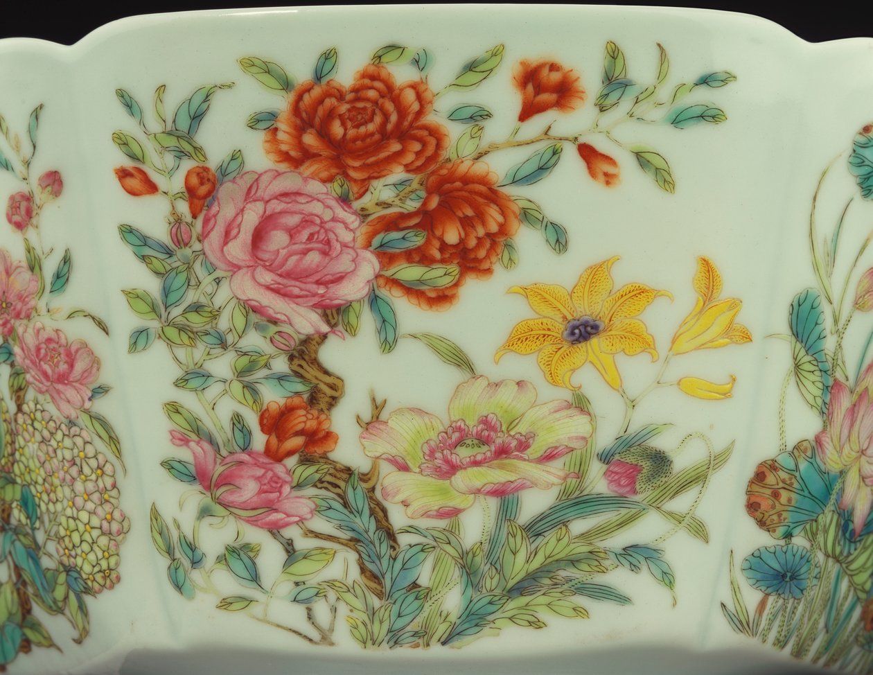 Rosen, Granatäpfel und gelbe Taglilien von Chinese School