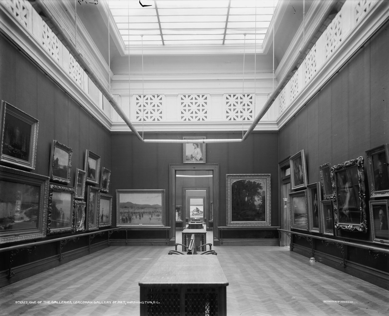 Eine der Galerien, Corcoran Gallery of Art, Washington, D.C., ca. 1905-15 von Detroit Publishing Co.