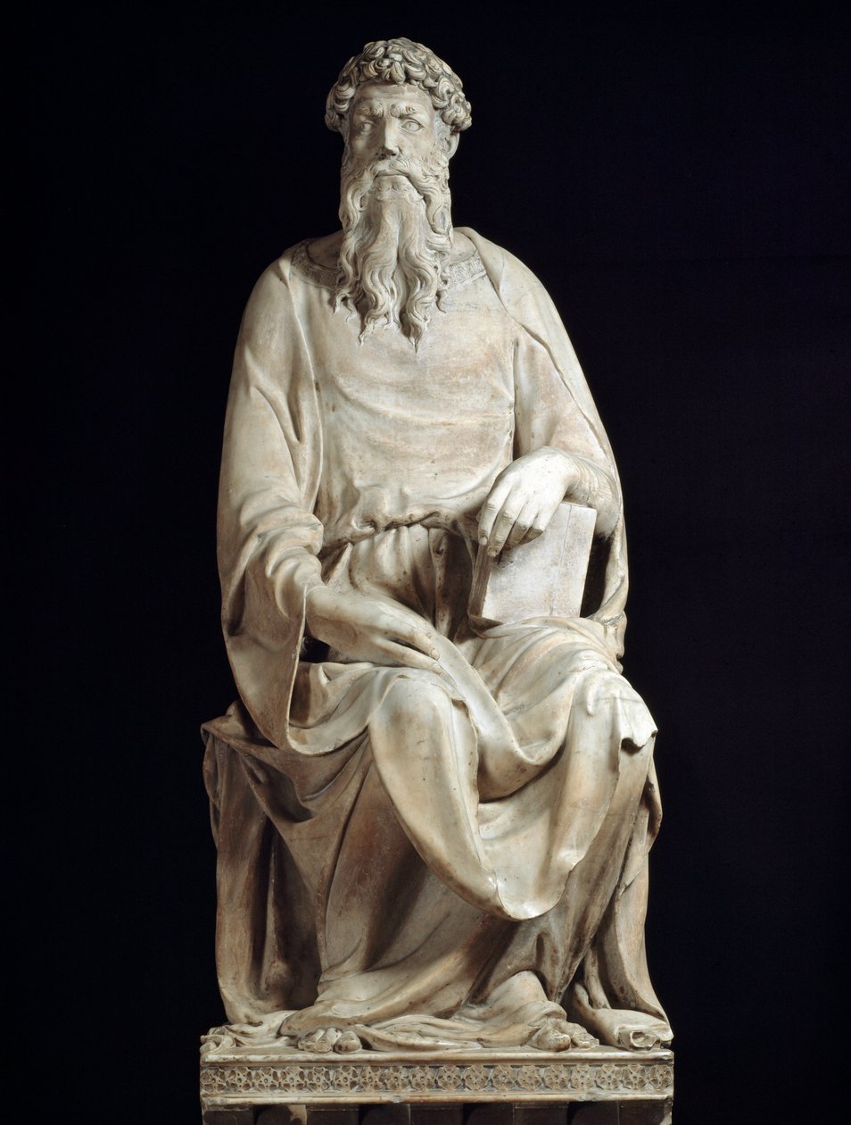 Johannes der Evangelist. Marmorskulptur von Donatello