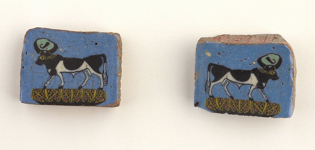 Mosaikplatten eines Apis oder heiligen Stiers von Memphis, ptolemäische bis römische Zeit, 100 v. Chr. - 100 n. Chr. von Egyptian