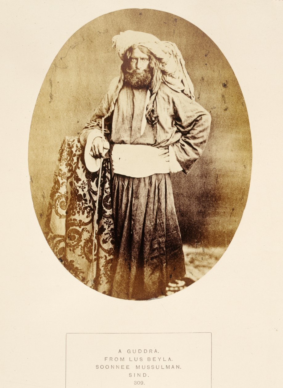 Ein Guddra, aus Lus Beyla, Soonnee Muslime, Sind, aus Die Völker Indiens, von J. Forbes Watson, veröffentlicht 1868 von English Photographer