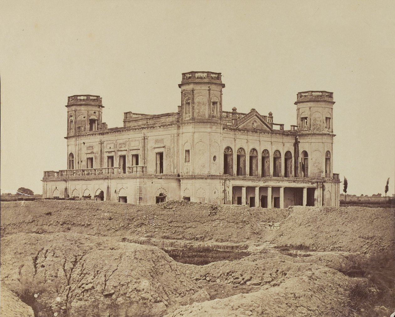 Indischer Palast, ca. 1858 von English Photographer