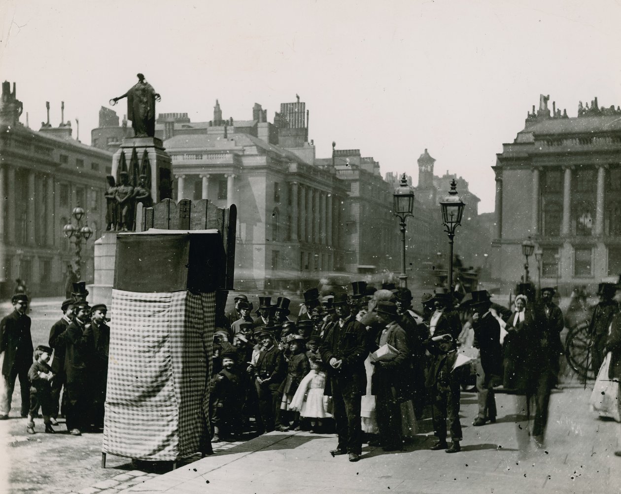 Punch-und-Judy-Show von English Photographer