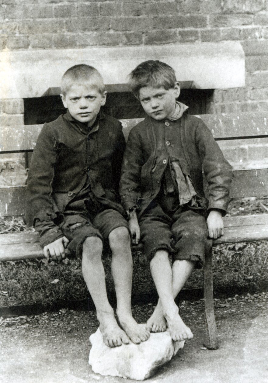 Londoner Slums, Die Jungen von English School