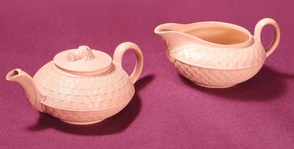 Wedgwood-Teekanne und Milchkrug, ca. 1860 von English School