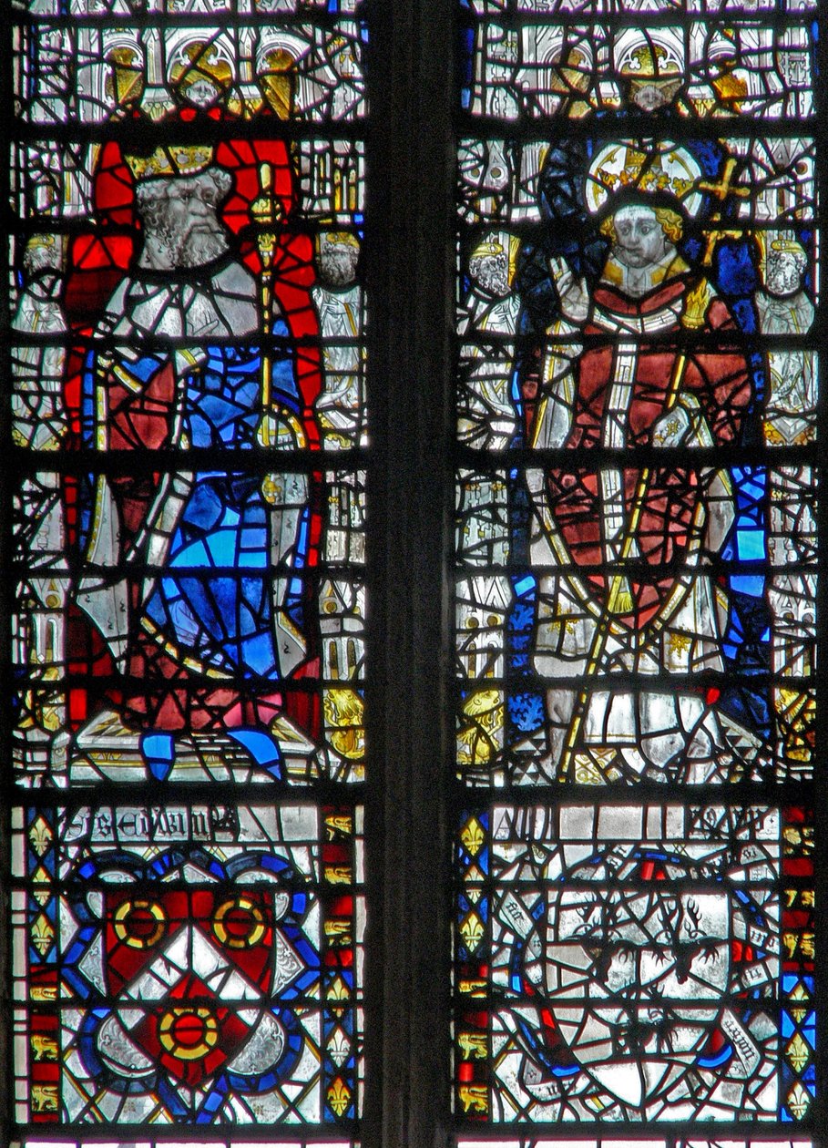 Fenster c17 mit Figuren und Schilden unten von English School