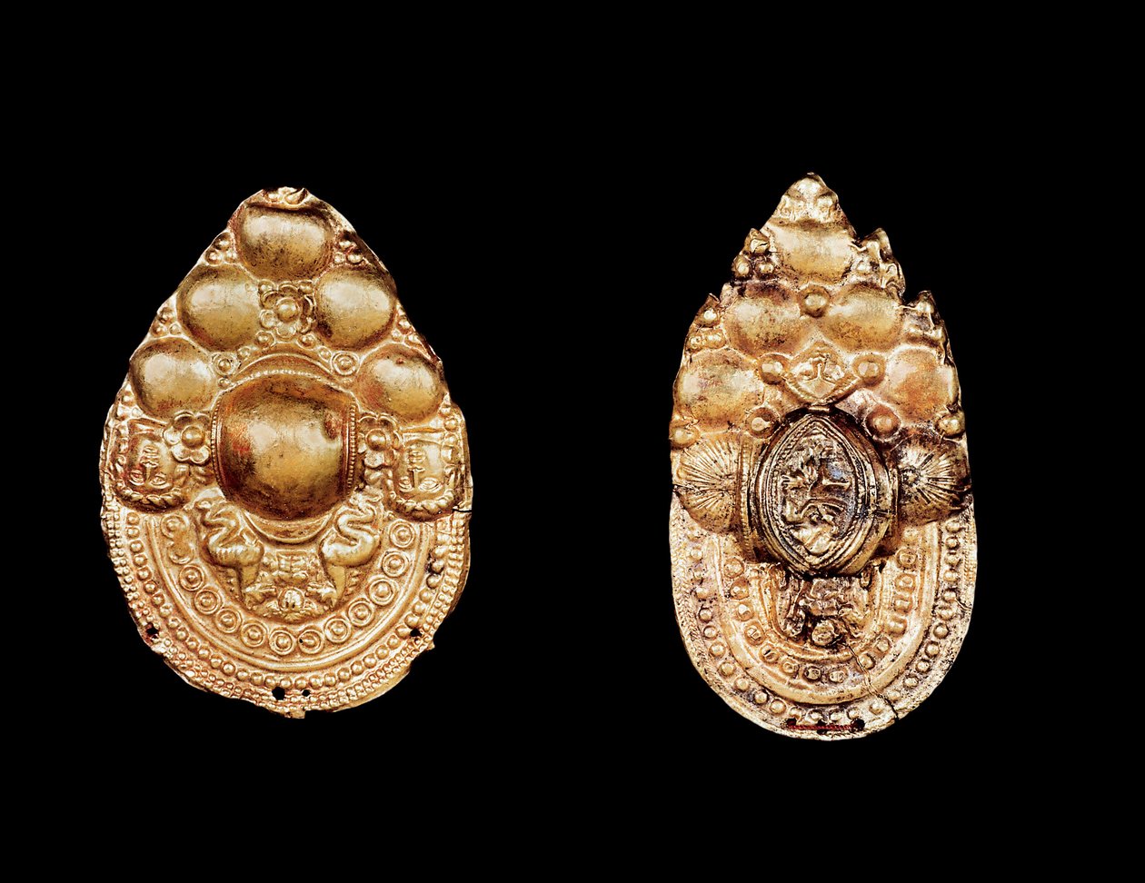 Etruskischer Schmuck: goldener Ohrring von Etruscan Etruscan