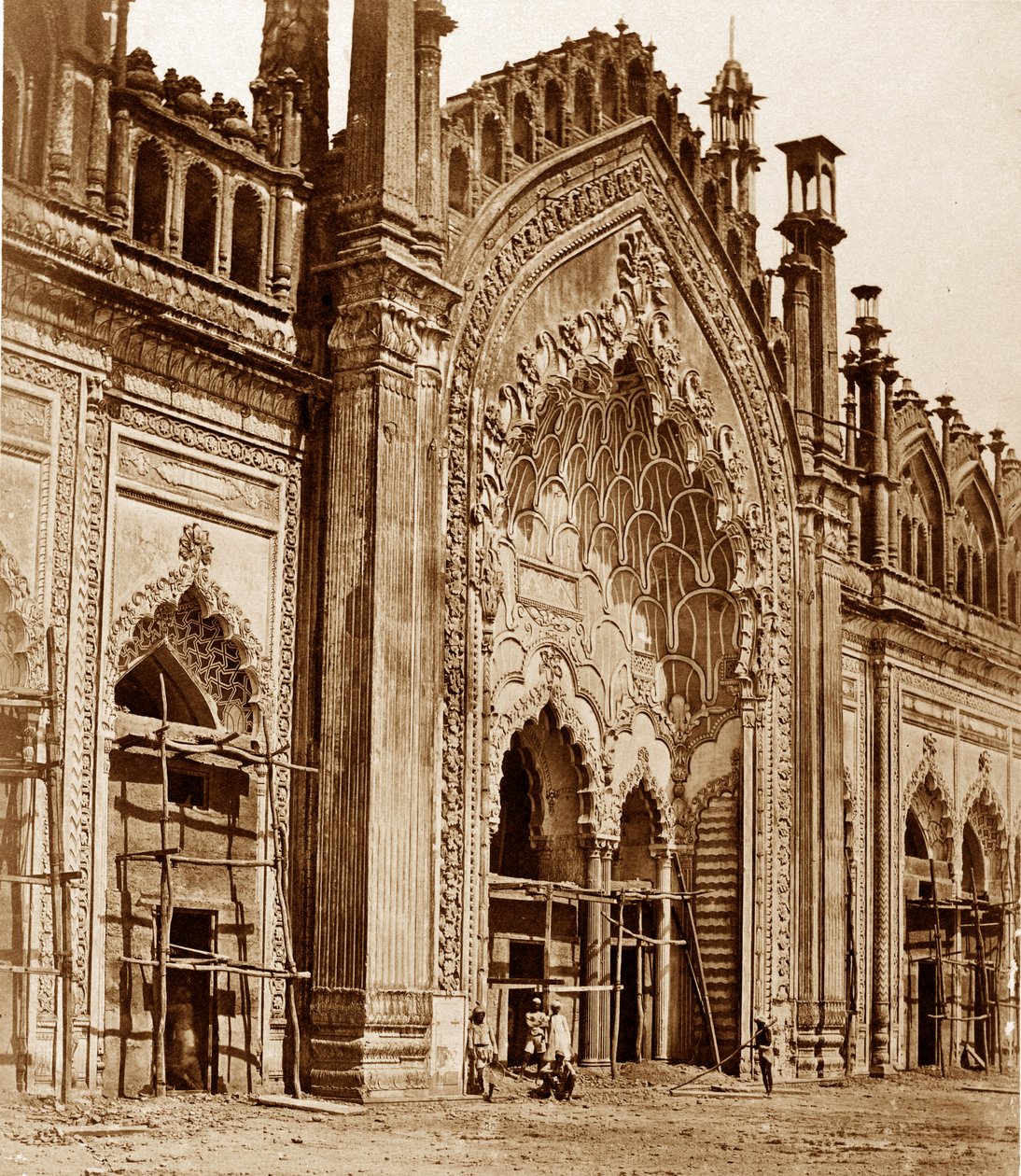 Summa Musjid Tor, Lucknow von Felice Beato