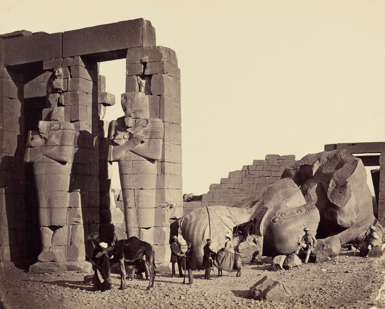 Gefallener Koloss aus dem Ramesseum, Theben von Francis Frith