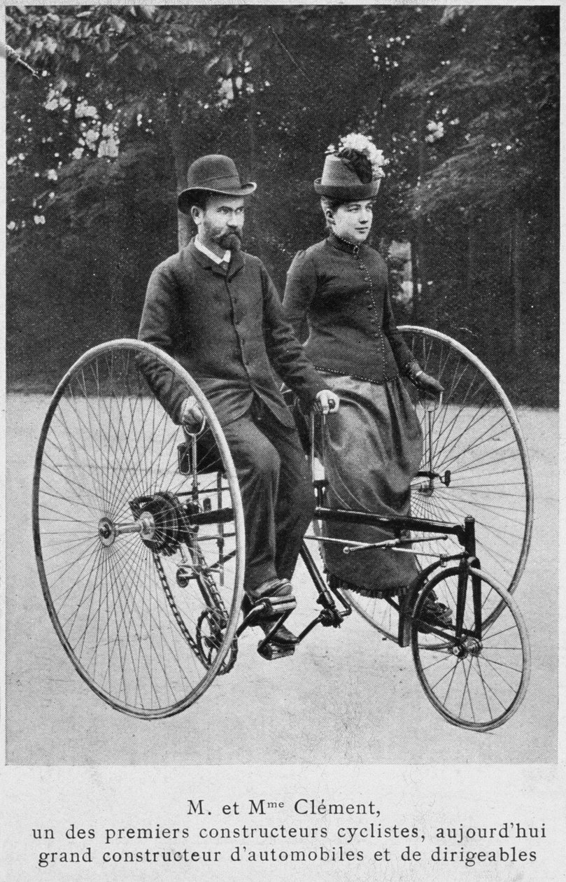 Adolphe Clement und seine Frau auf einem Dreirad von French Photographer
