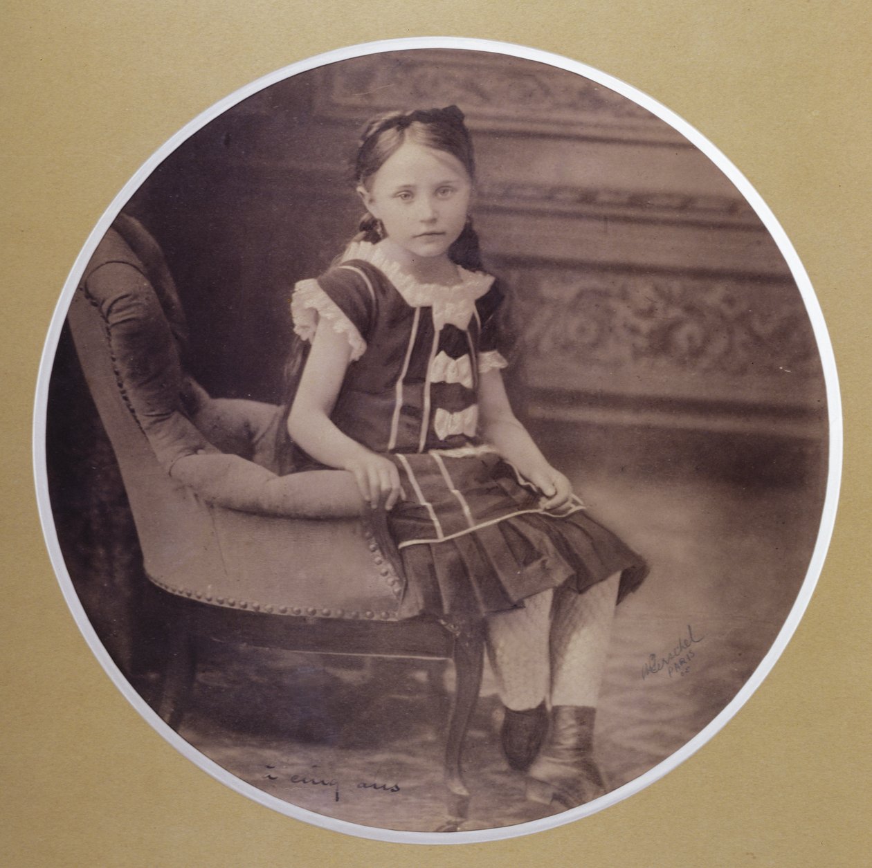 Colette im Alter von 5 Jahren, 1878 von French Photographer