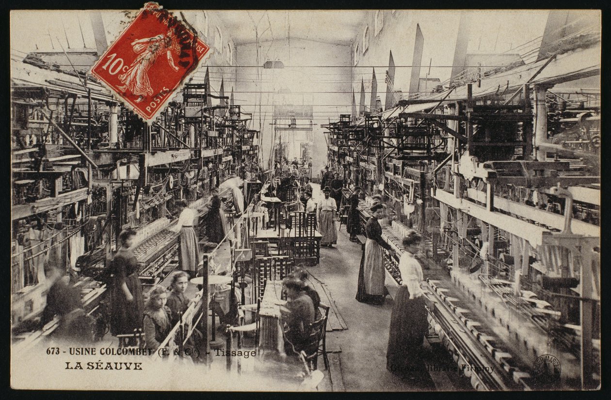 Postkarte, die die Weberei Colcombet in La Seauve, Haute-Loire, um 1900 darstellt von French Photographer