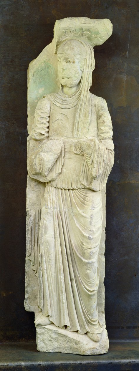 Weibliche Figur (Kalkstein) von French School