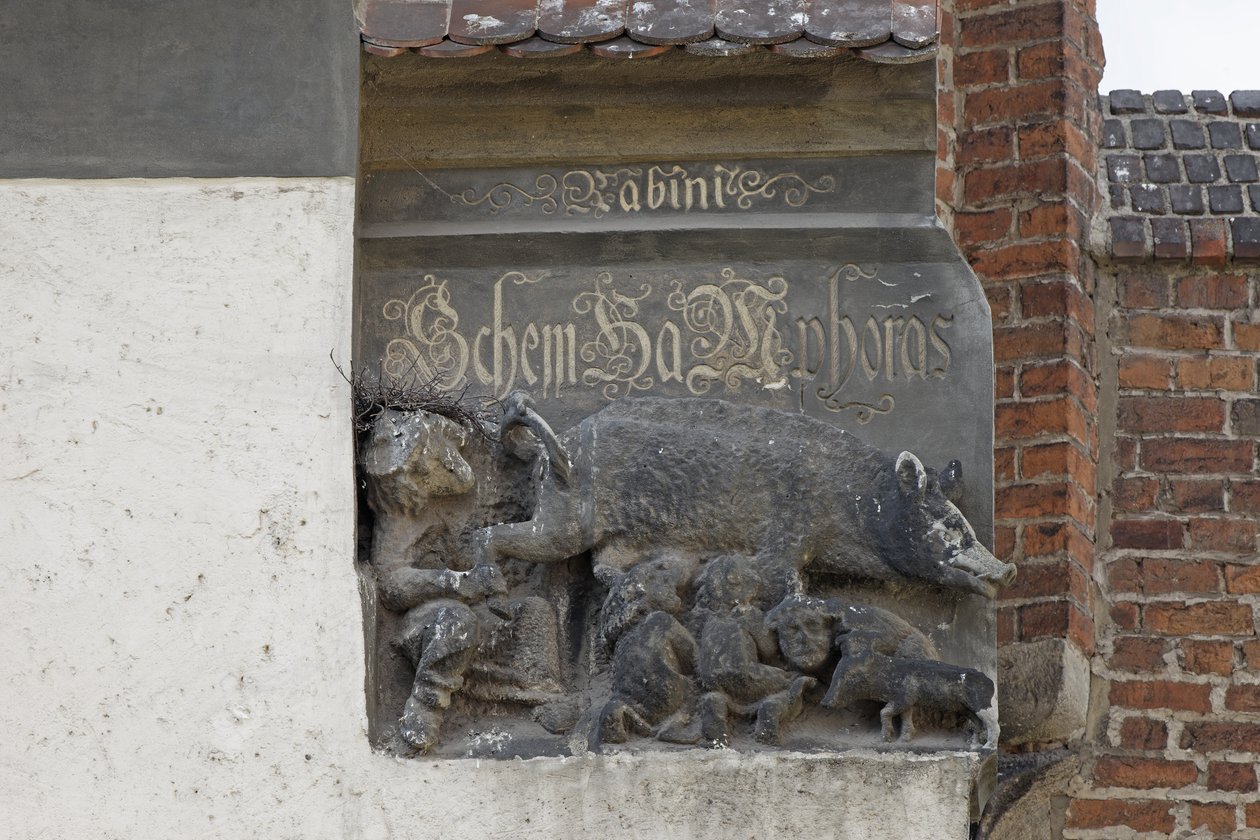 Schnitzerei, die die Judensau darstellt, ca. 1440 von German School