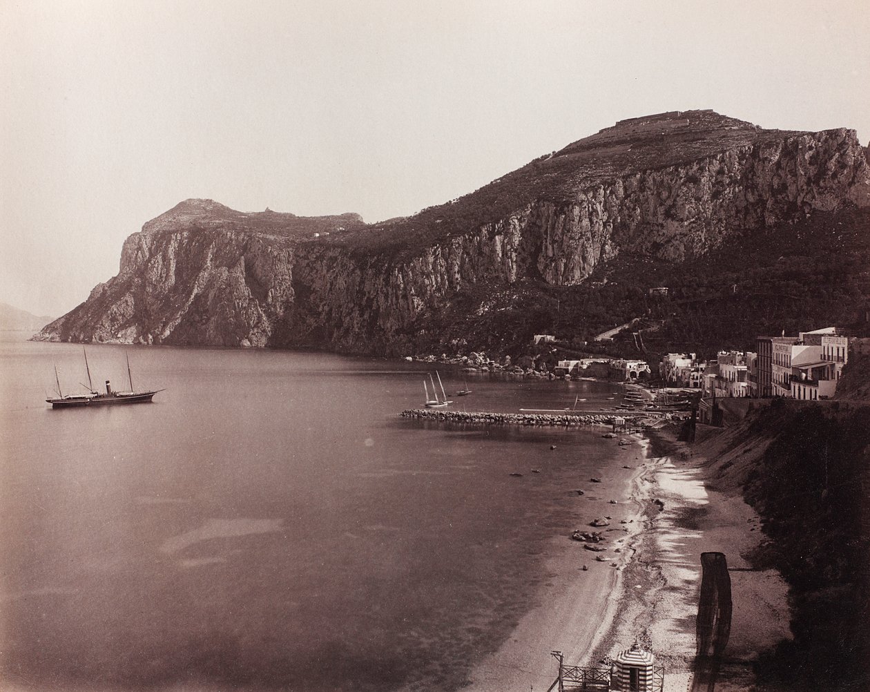 Panoramablick auf Capri von Giorgio Sommer