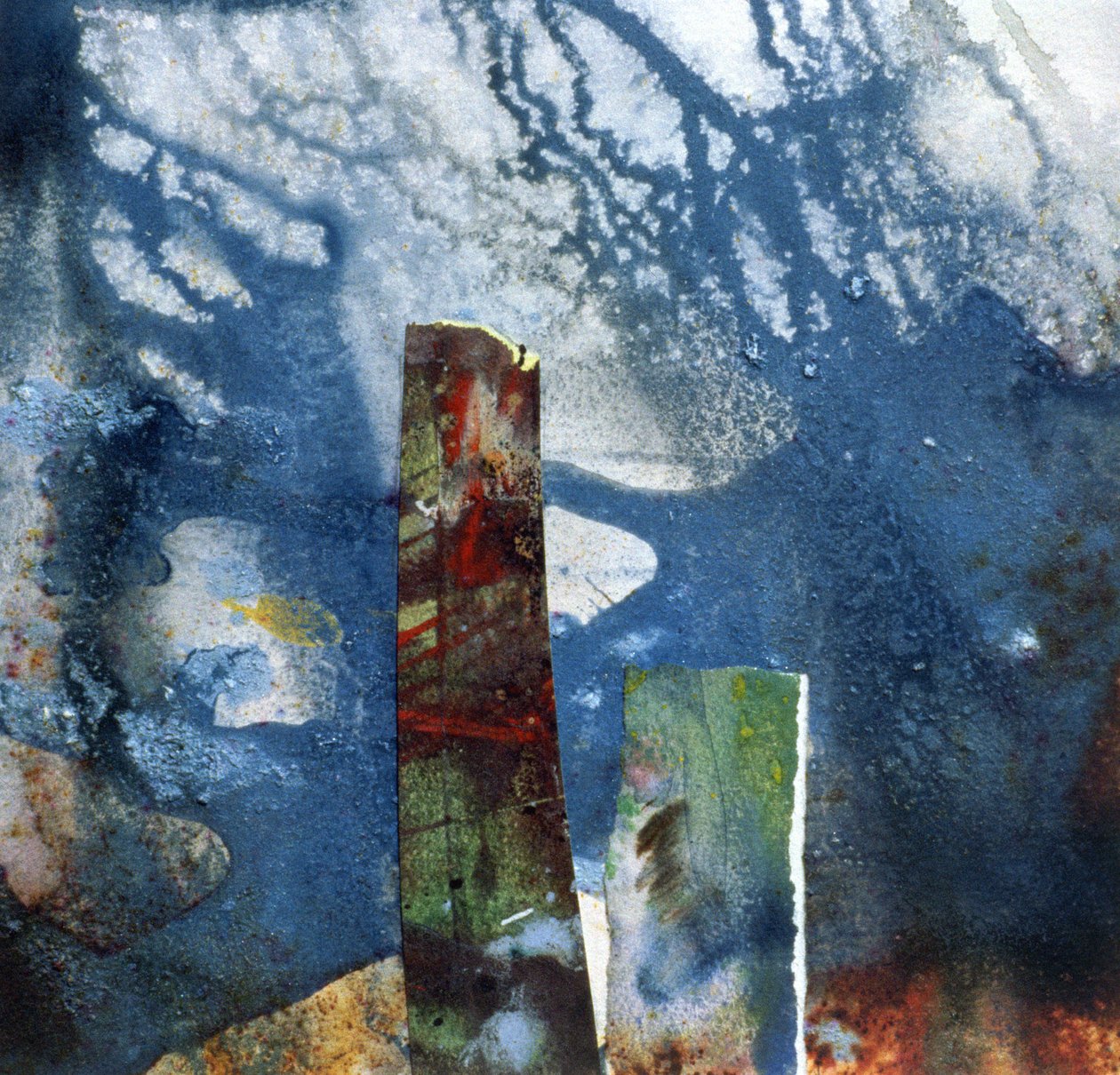 Stehende Steine II von Gloria Wallington