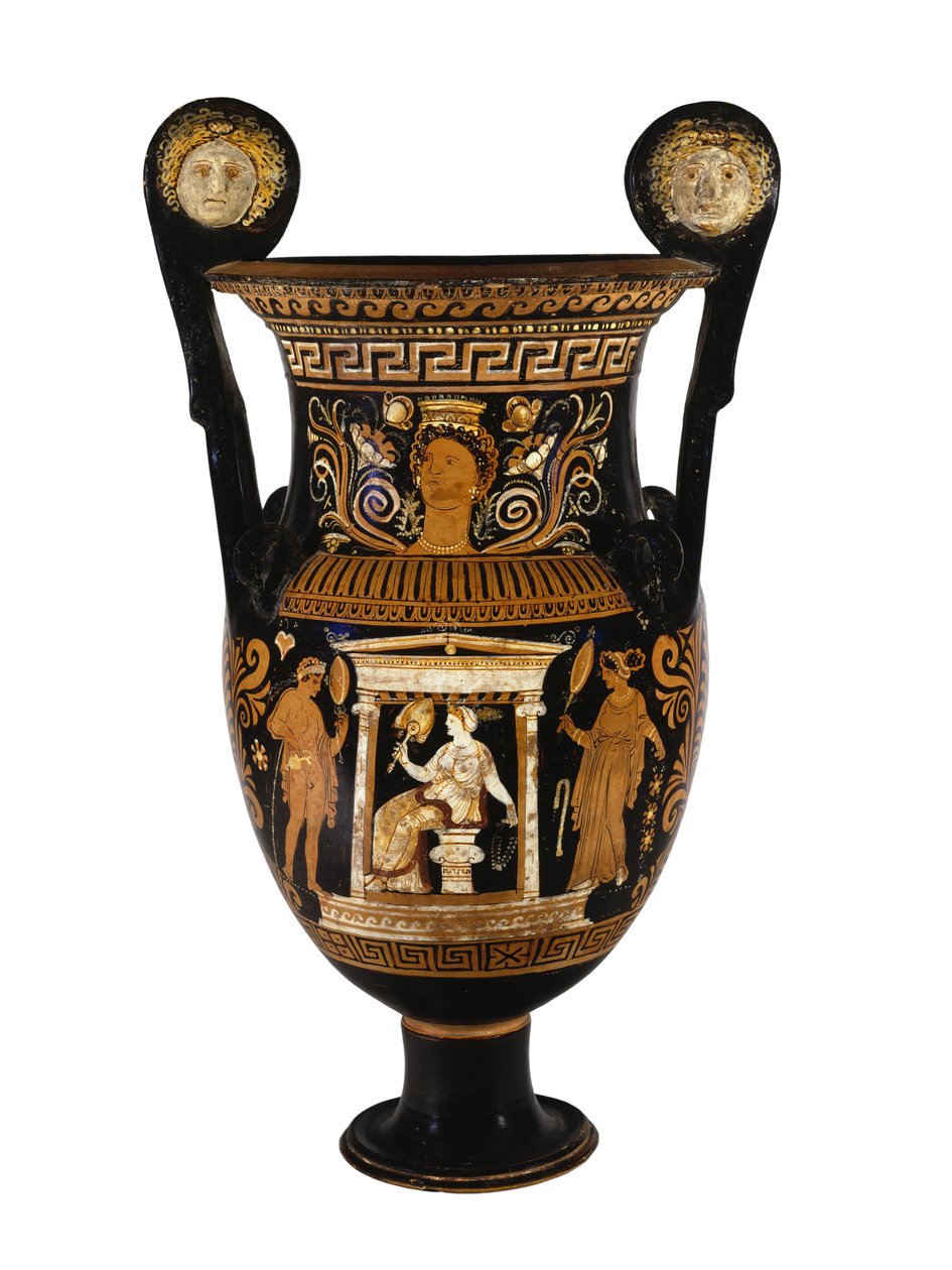 Apulische rotfigurige Volutenkrater, dekoriert mit einer sitzenden Frau und ihren zwei Begleiterinnen, ca. 340-320 v. Chr. von Greek