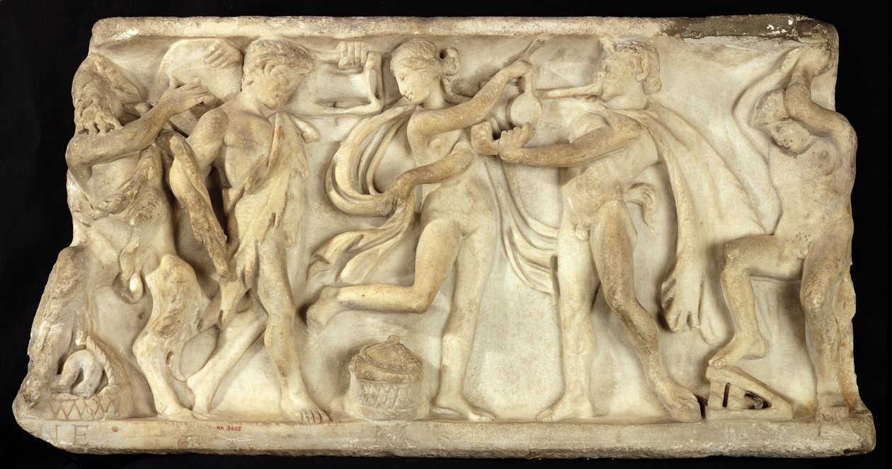 Fragment eines Sarkophags mit Satyrn und einer Mänade von Greek
