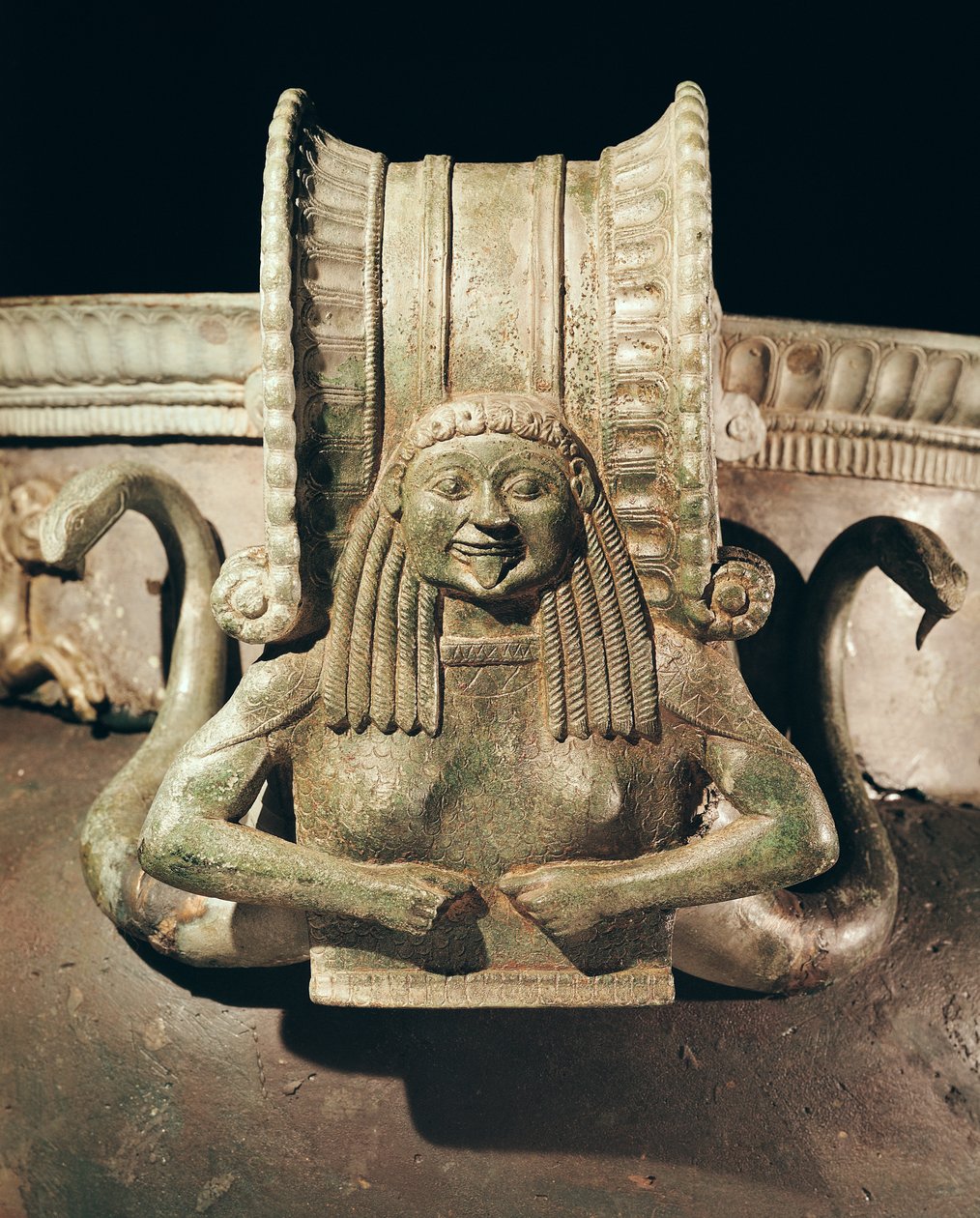Krater, Detail des Griffs, aus der Trebeniste Nekropole, See Ohrid, Mazedonien (Detail) von Greek