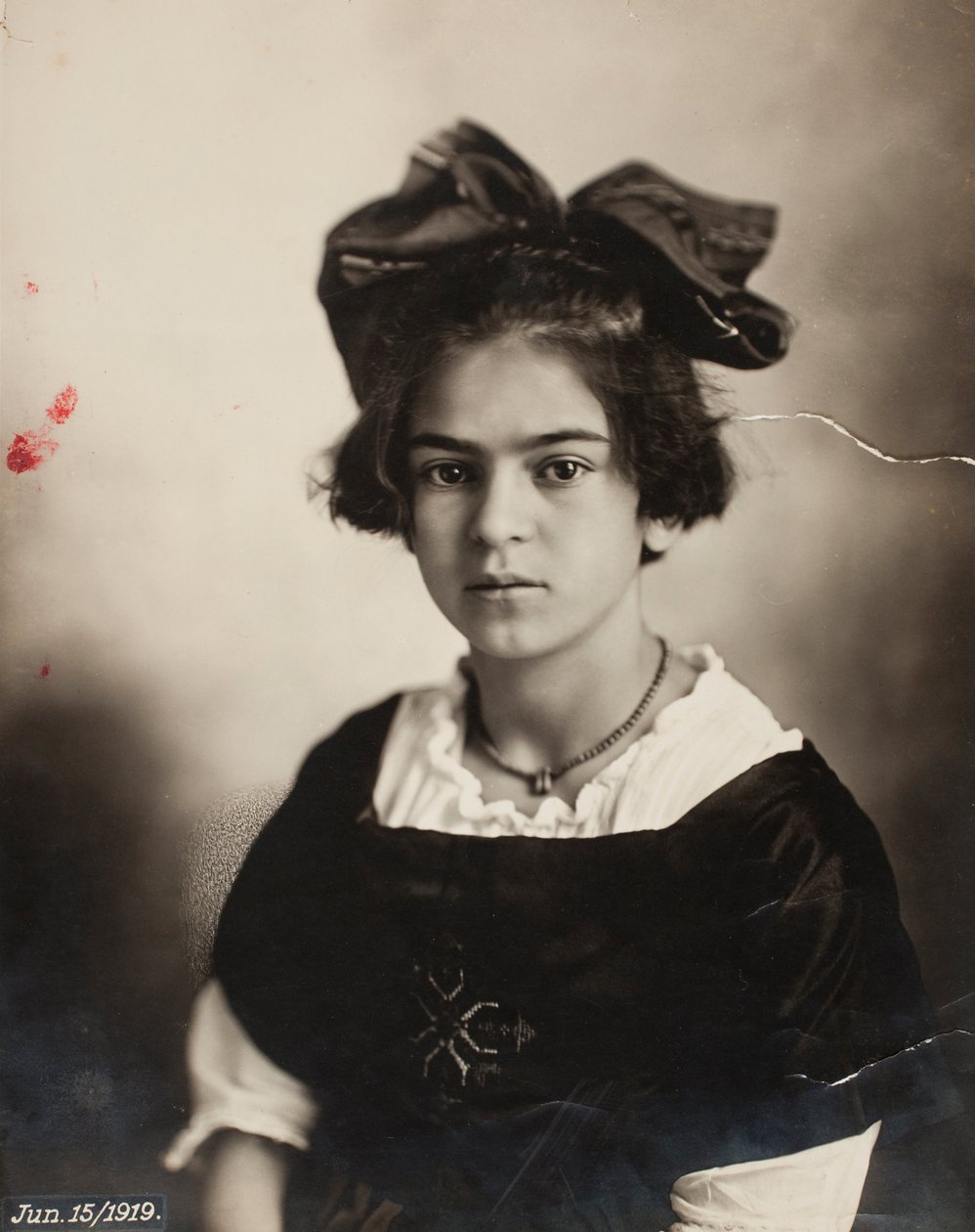 Frida Kahlo, 15. Juni 1919 von Guillermo Kahlo