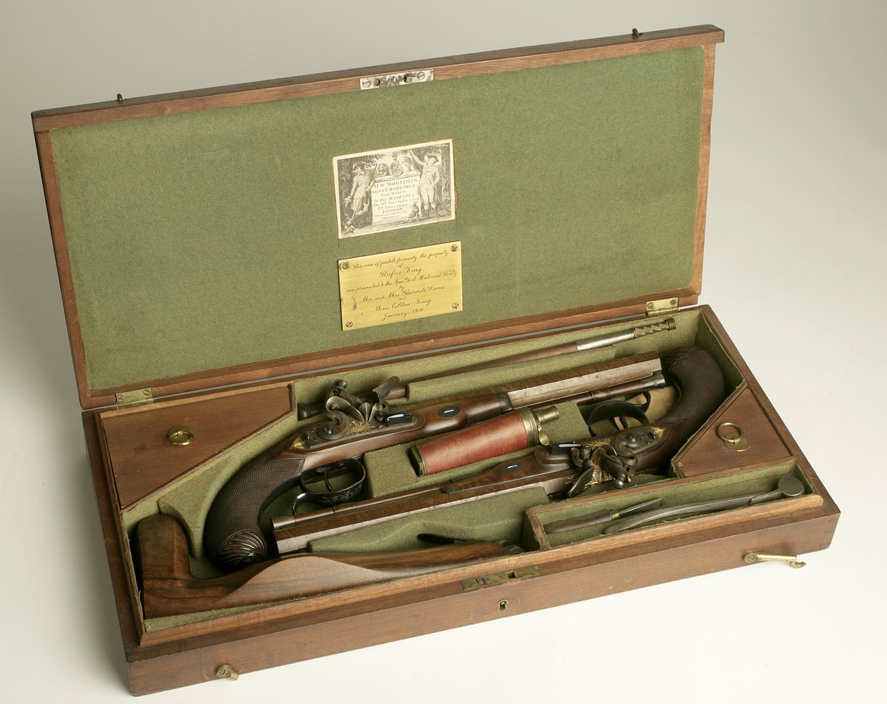 Paar Steinschlosspistolen mit Koffer und Zubehör, ca. 1780-1800 von H.W. Mortimer and Sons
