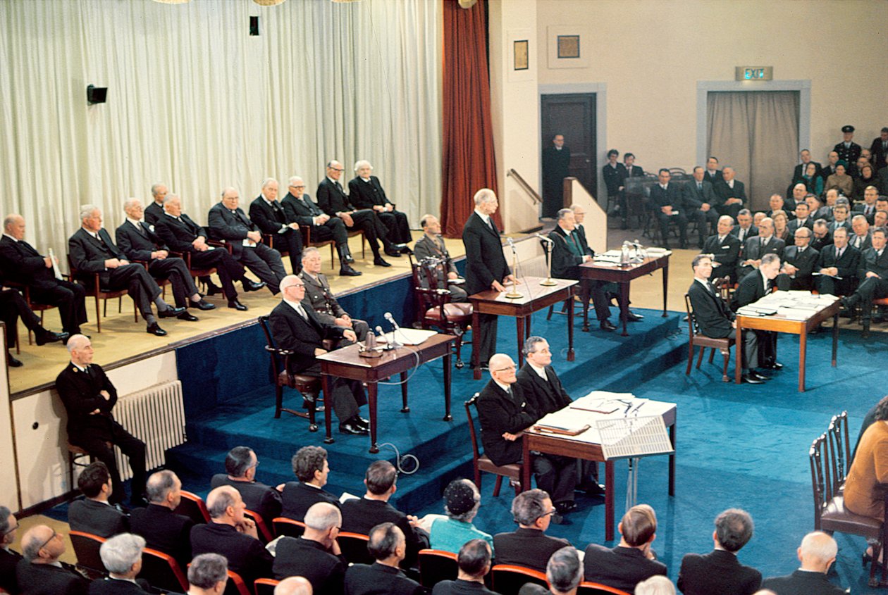 Präsident Eamon de Valera spricht vor dem Dail im Mansion House Dublin zum 50. Jahrestag der ersten Sitzung des Dail am 21. Januar 1919, 1969 von Irish Photographer