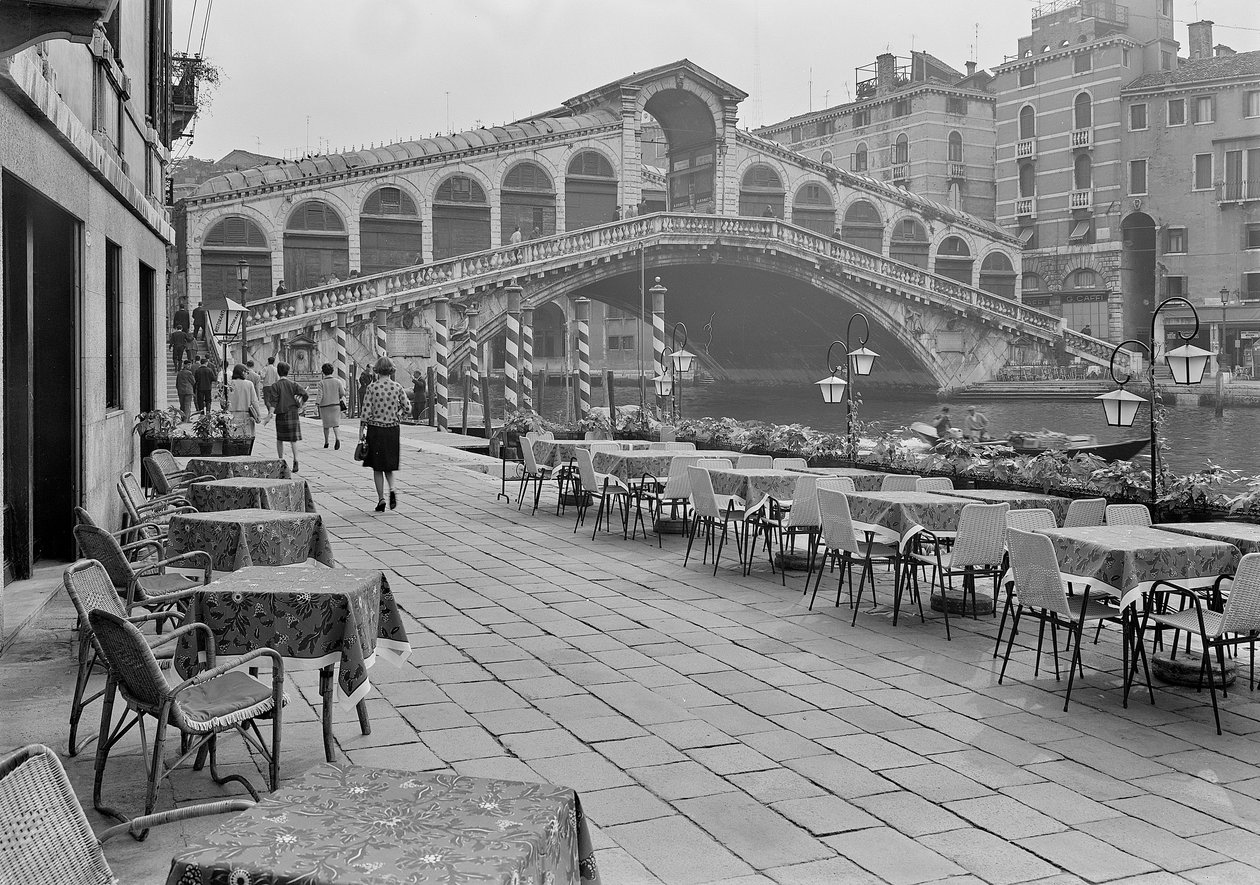 Rialtobrücke, Venedig, ca. 1955 von Italian Photographer